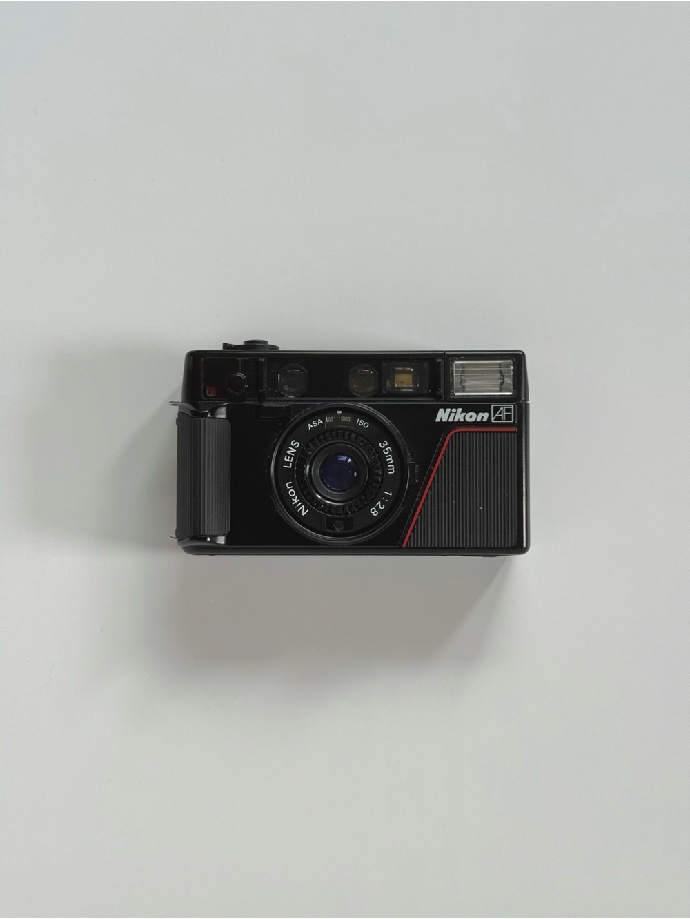Nikon L35AF L35 AF "Pikaichi" ISO 1000 35mm Point & Shoot Camera - FILM TESTED